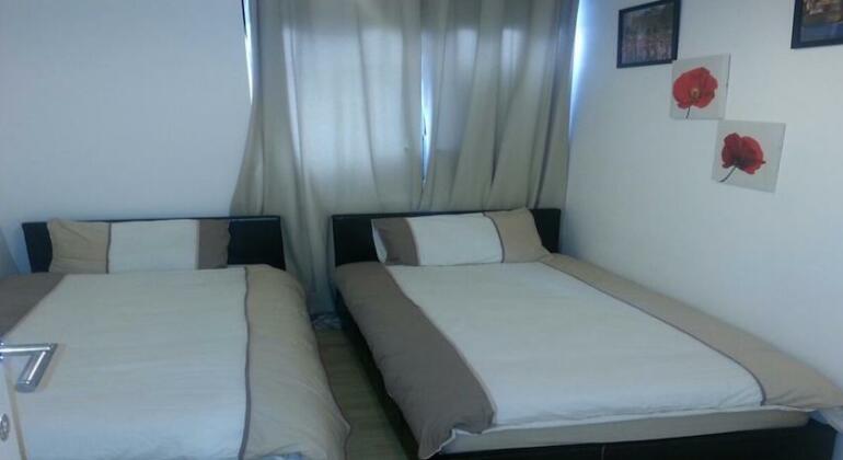 &nbsp;Photo&nbsp;4