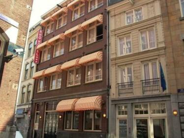 Rho Hotel