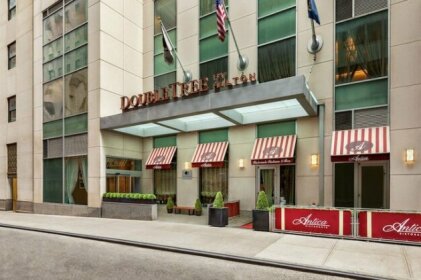 DoubleTree by Hilton NYC - Financial District