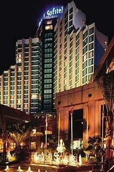 Days Inn Town Hall Casino