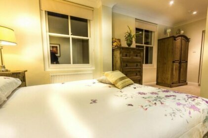 Luxury Two Bedroom Apartment in Westminster
